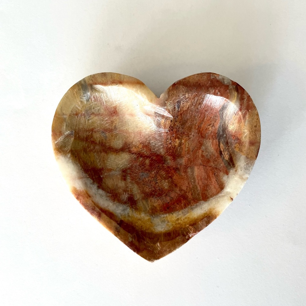 Onyx Heart Trinket Bowl